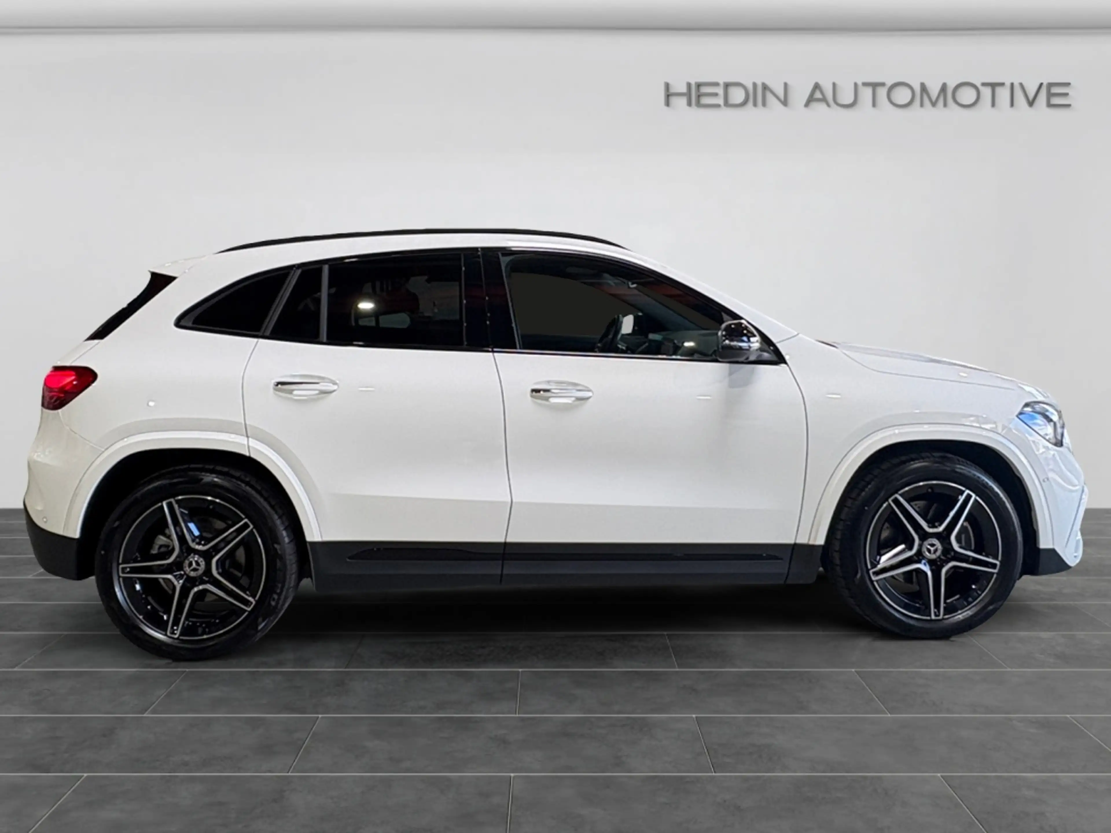 Mercedes-Benz GLA 220 d 4MATIC AMG|MBEAM|NIGHT|AMBIENTE|MBUX — photo 7