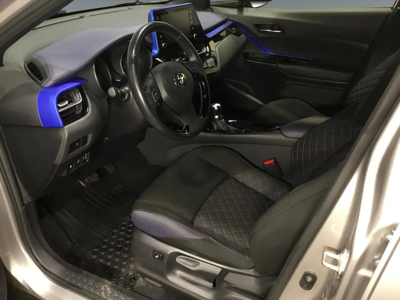 Toyota C-HR fotografie Toyota C-HR