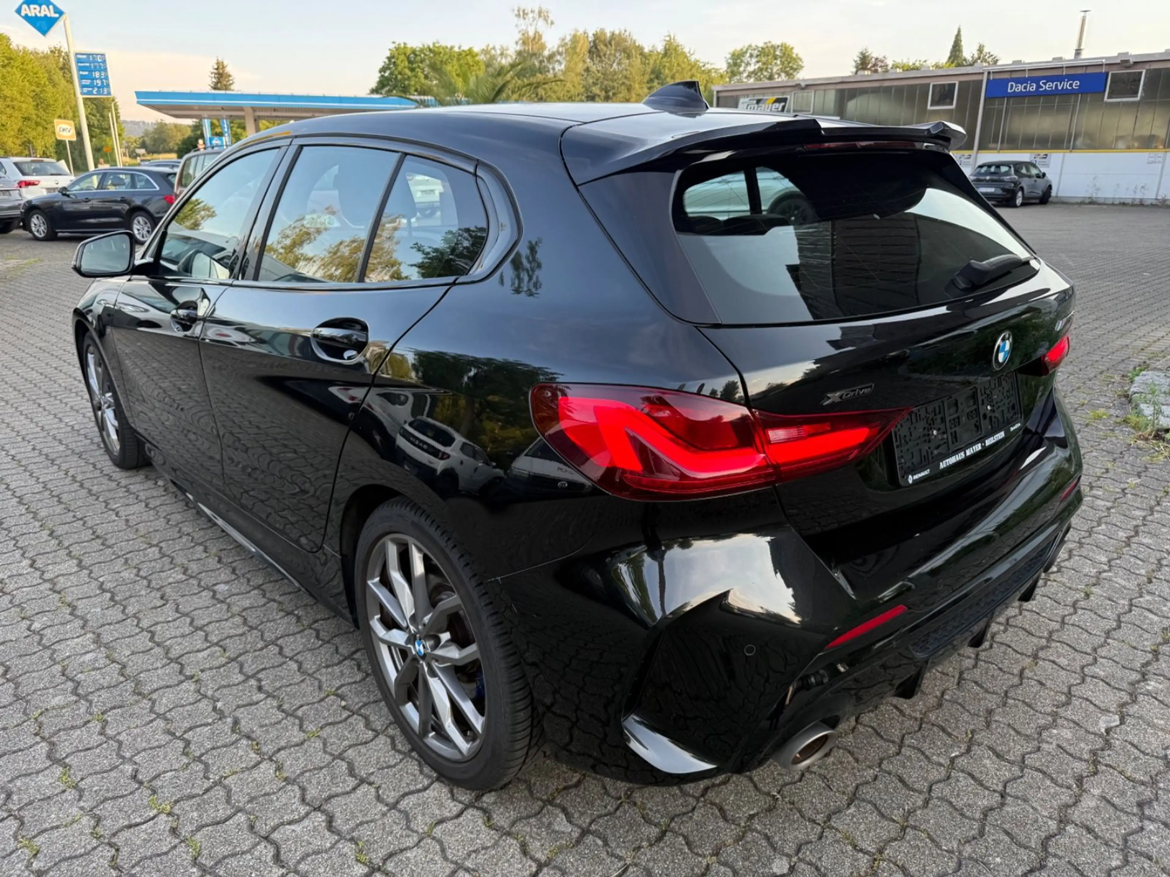 BMW 135 i xDrive*NAVI*LED*EU6dT* — photo 4