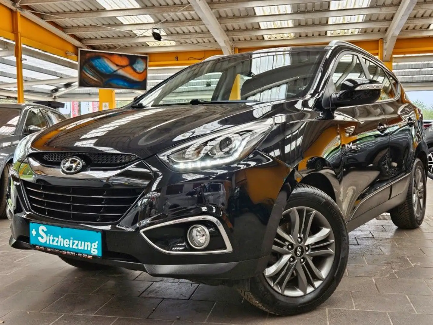 Hyundai iX35 blue Finale 2WD*Climatic*AHK*PDC*Bluetooth* Zwart - 1
