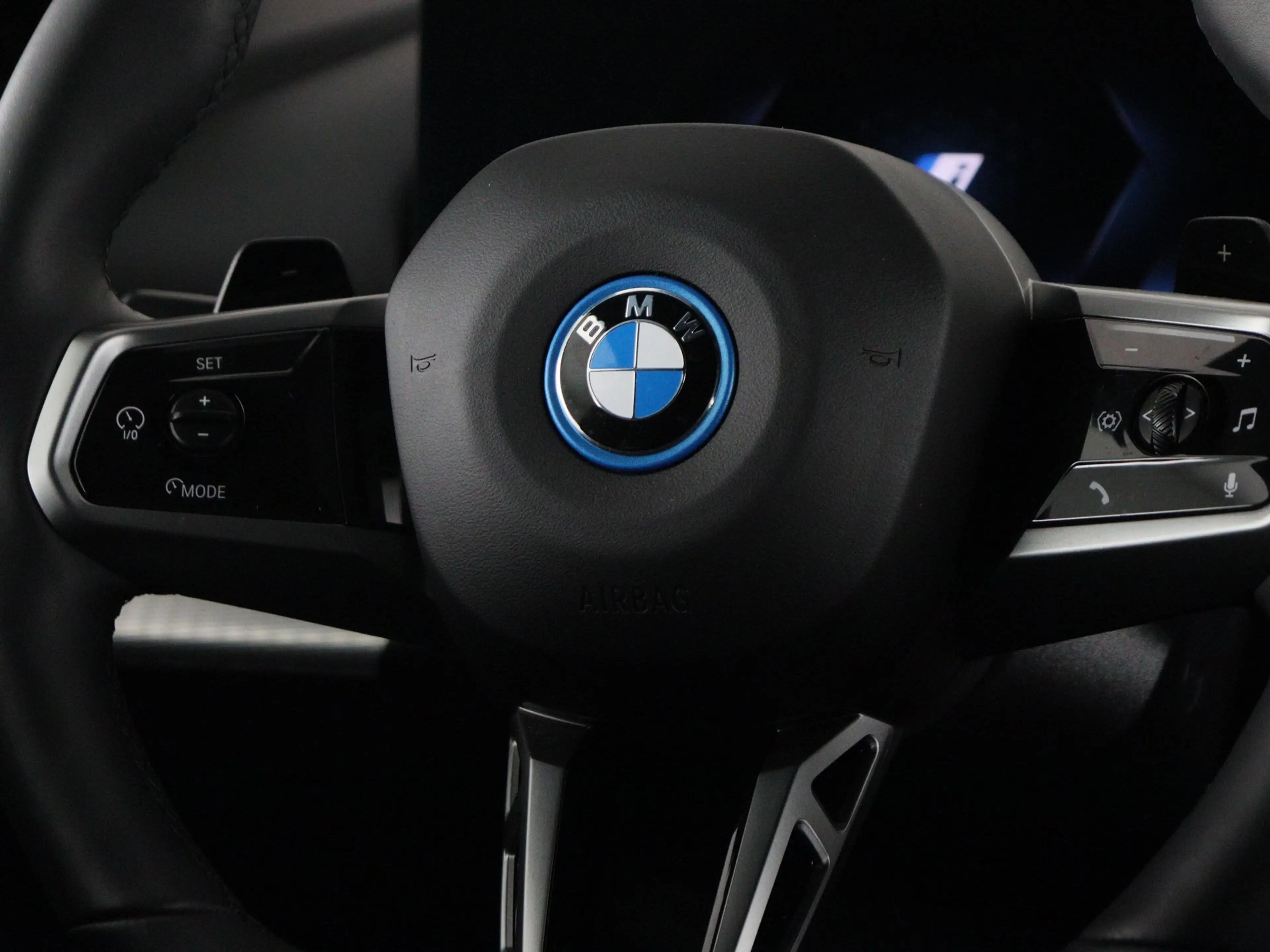 BMW 550 5 Serie 550e Touring xDrive — photo 3