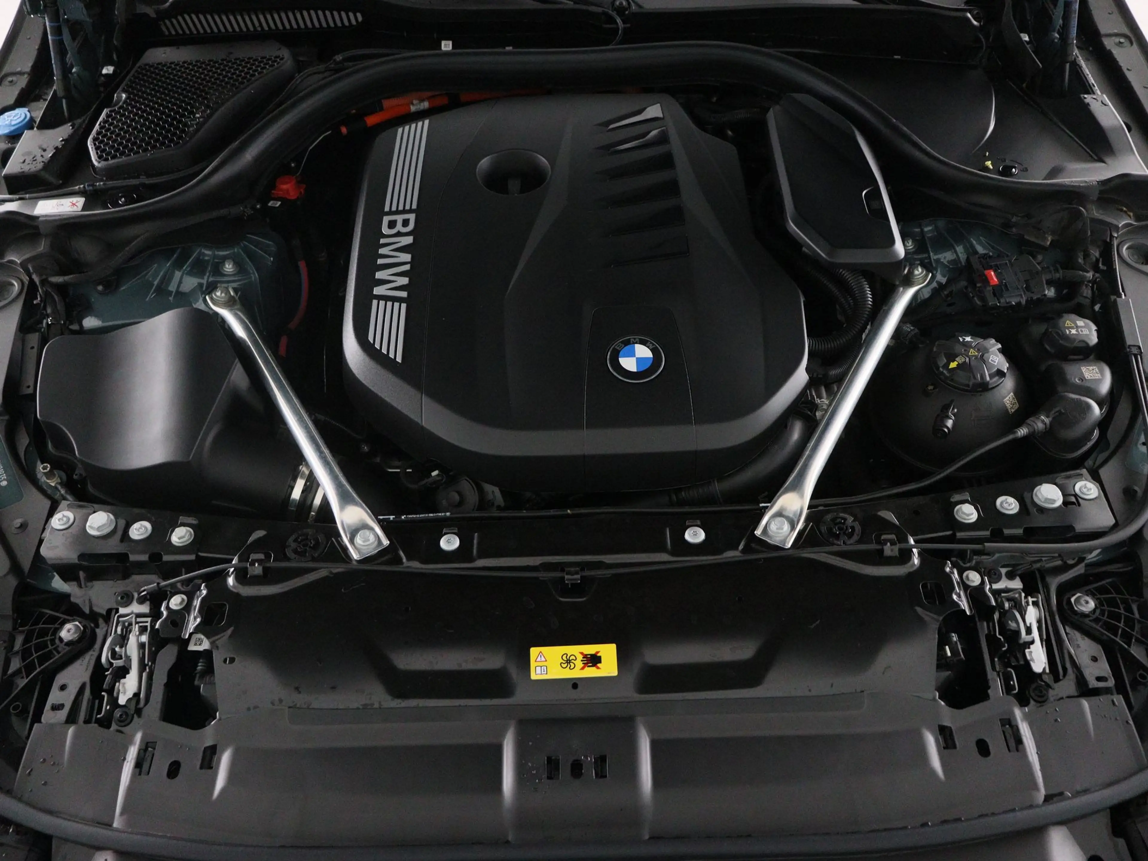 BMW 550 5 Serie 550e Touring xDrive — photo 5