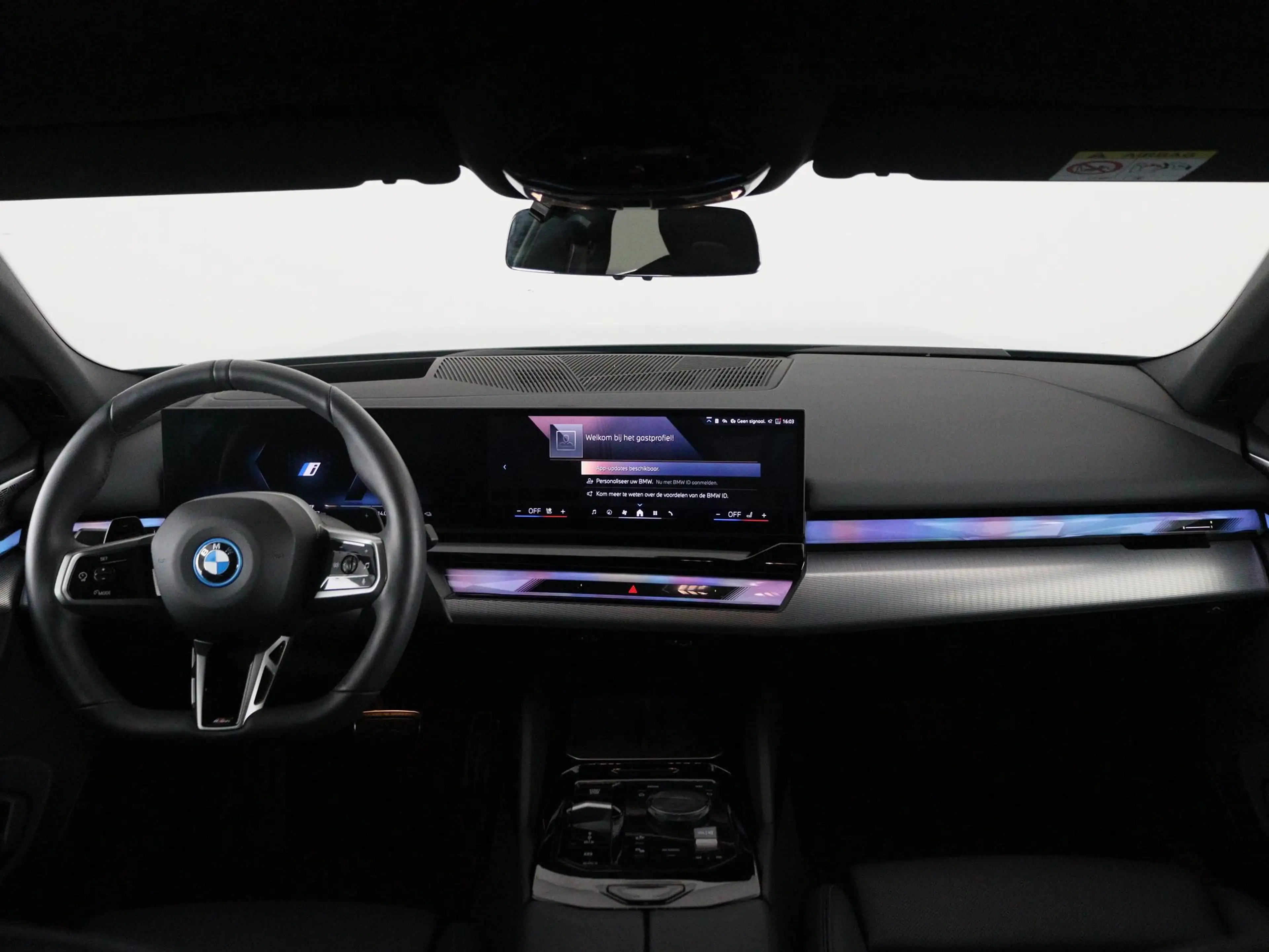 BMW 550 5 Serie 550e Touring xDrive — photo 15