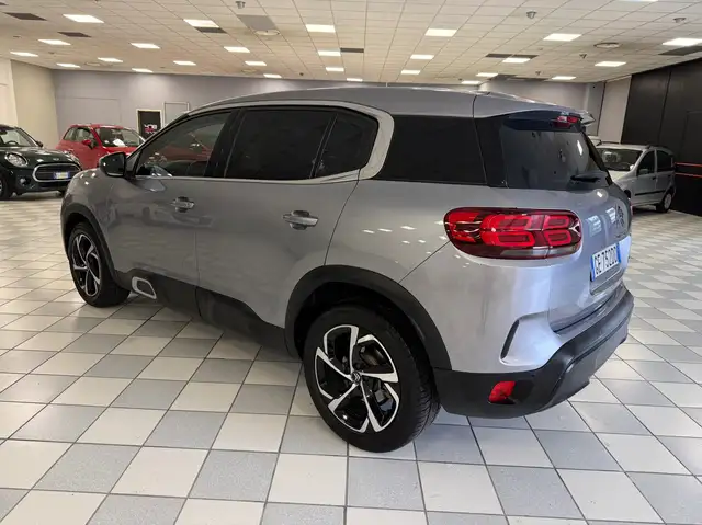Citroen C5 Aircross view 4