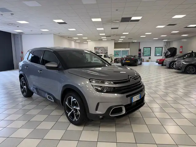 Citroen C5 Aircross view 10