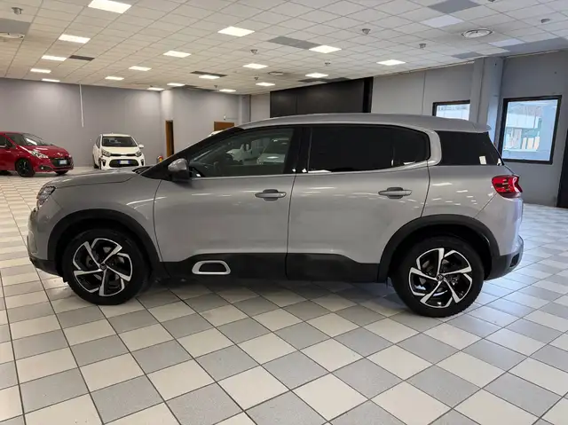 Citroen C5 Aircross view 3