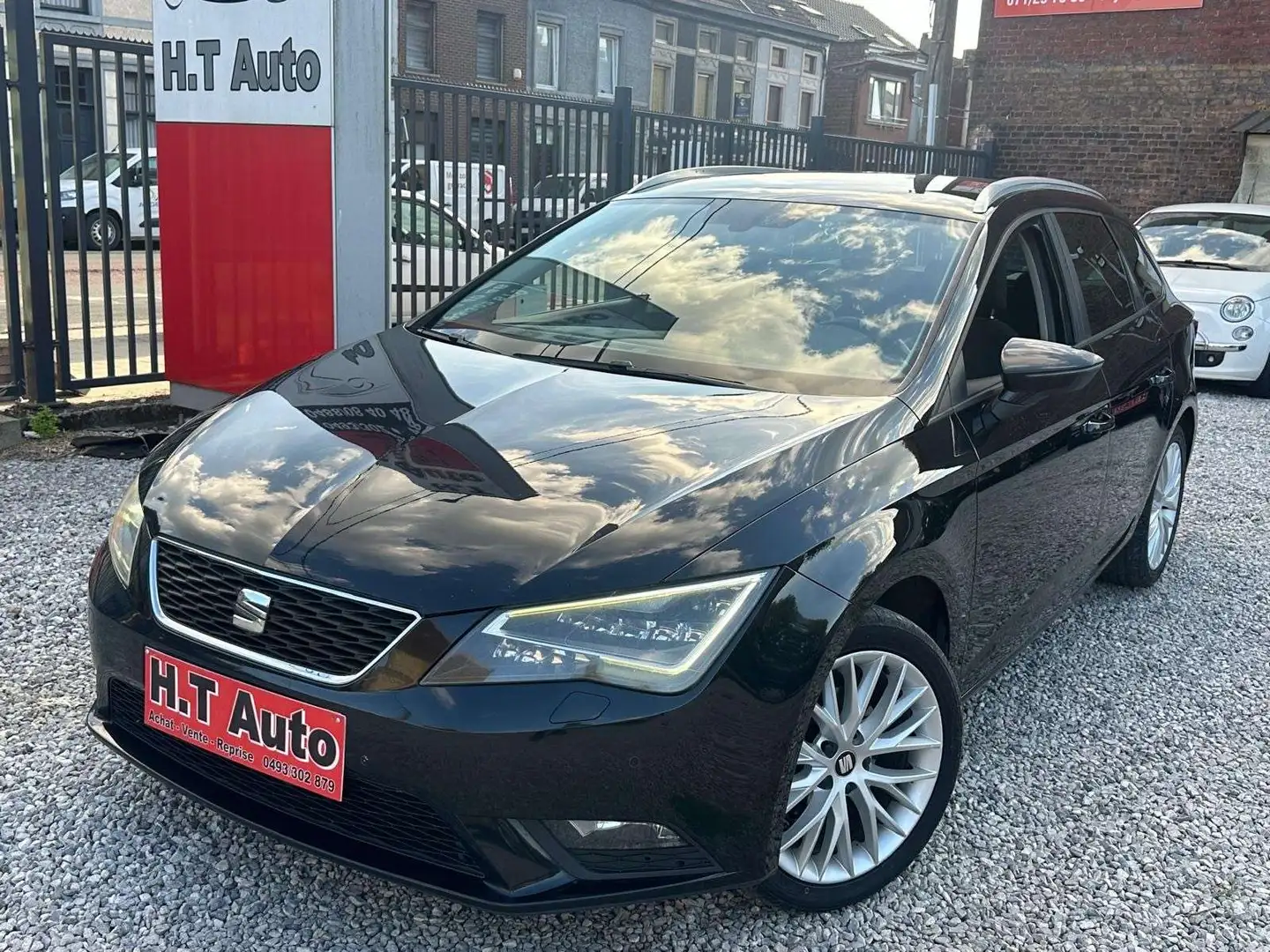 SEAT Leon ST 1.6 CR TDi Style DSG/Airco/Gps Gris - 1