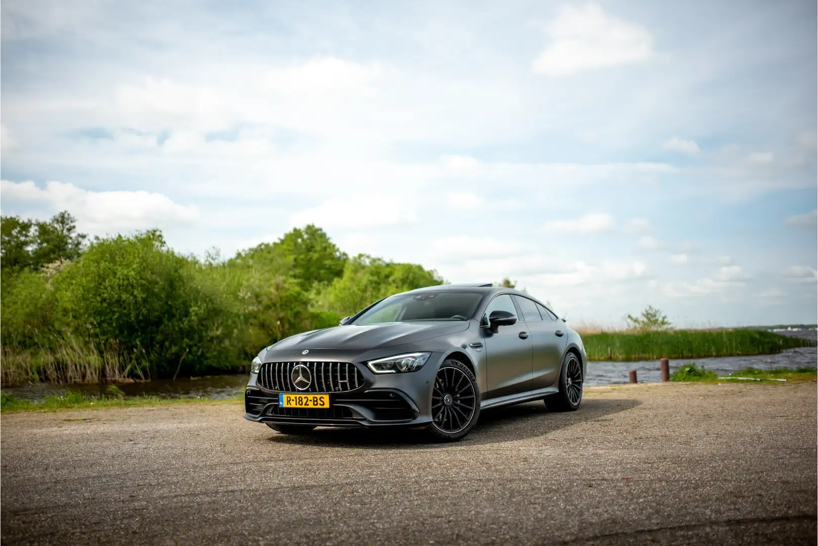 Mercedes-Benz AMG GT 4-Door Coupe 43 4MATIC+ | Premium Plus | Massage | Gris - 1