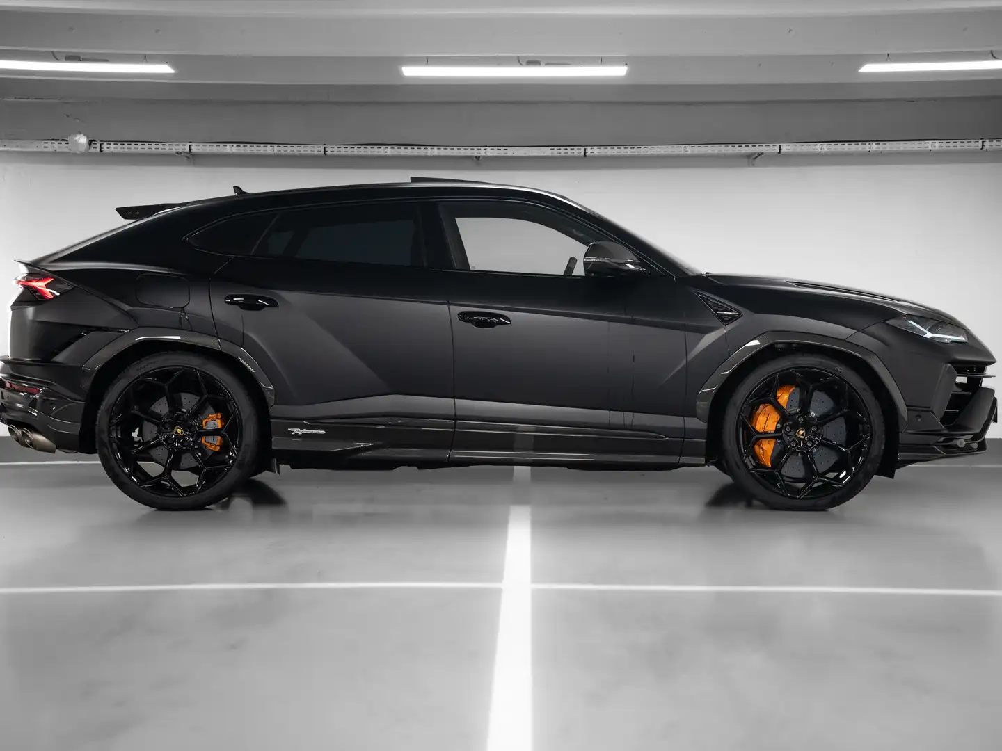 Lamborghini Urus Fekete - 2