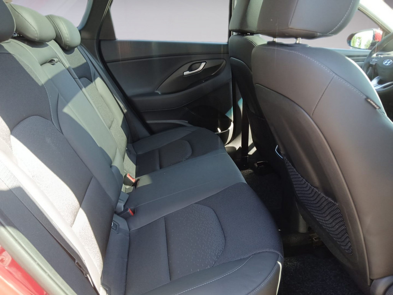 Hyundai i30 cw 1.4 Premium KAMERA NAVI ACC LED PANO — photo 14