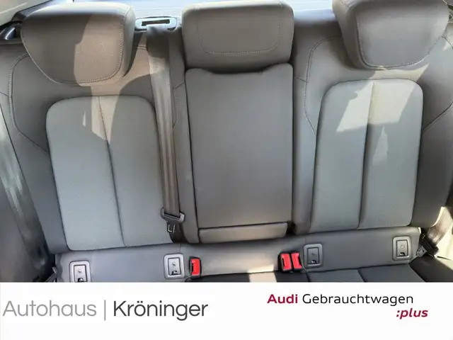 Audi Q2 view 10