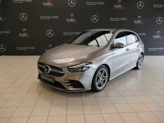 Mercedes-Benz B 200 B d AMG Line dos 9071