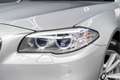 BMW 520 5-serie Touring 520i Executive | Ned. Auto | Autom Grijs - thumbnail 2