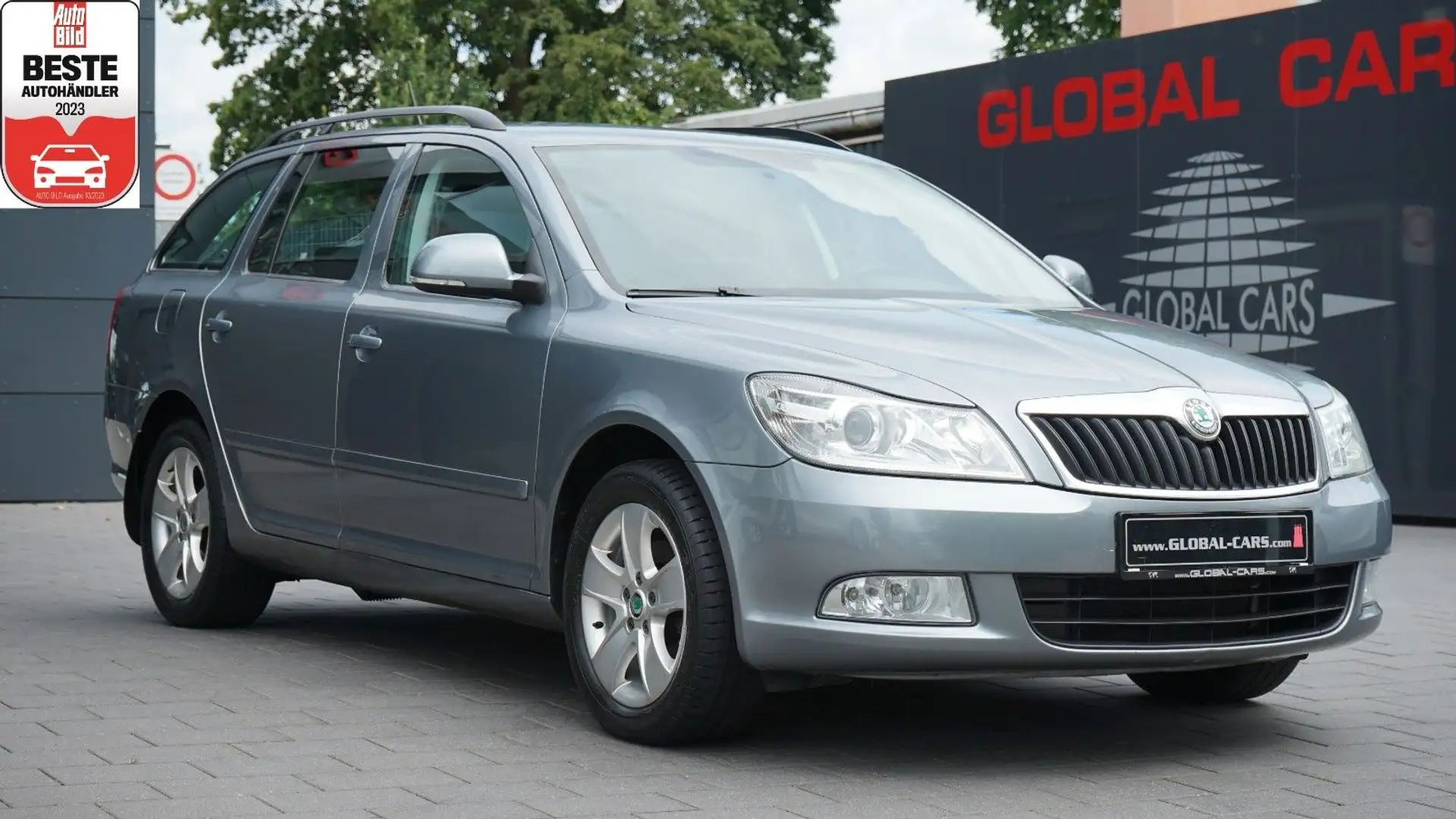 Skoda Octavia OCTAVIA 1.4 TSi COMBI*KLIMA*ALU*SH*TÜV* Gris - 1