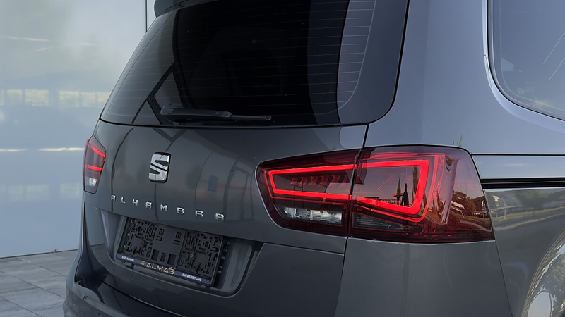 SEAT Alhambra 2,0 TDI 7-Sitzer AHK — photo 7