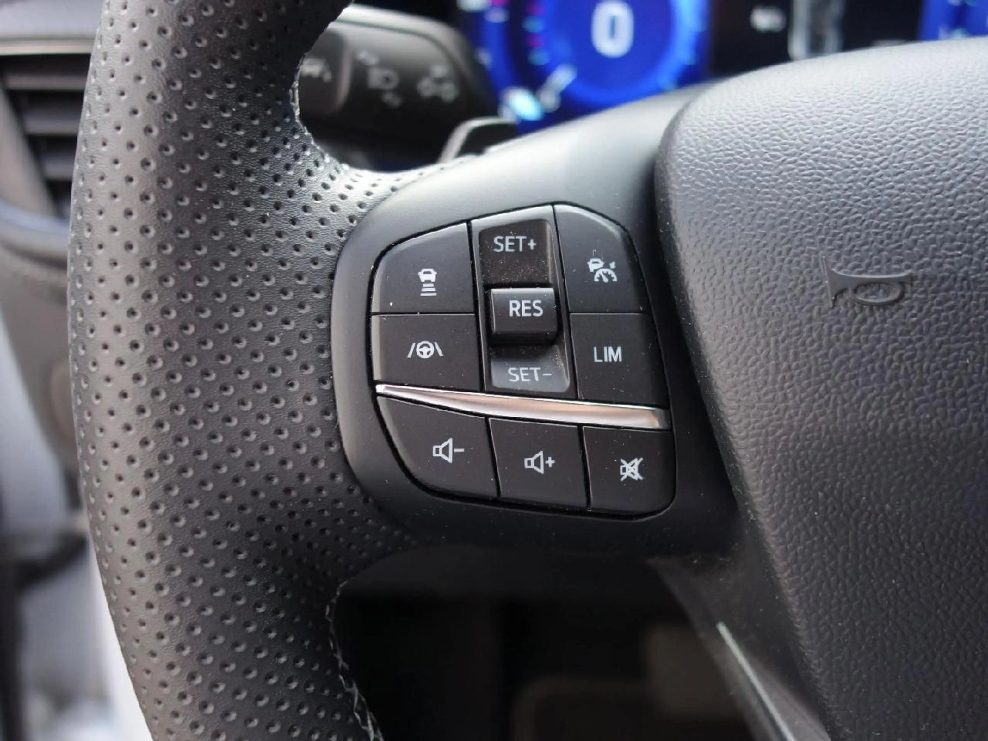 Ford Puma ST-Line Vignale Massage LED Navi SHZ — photo 18
