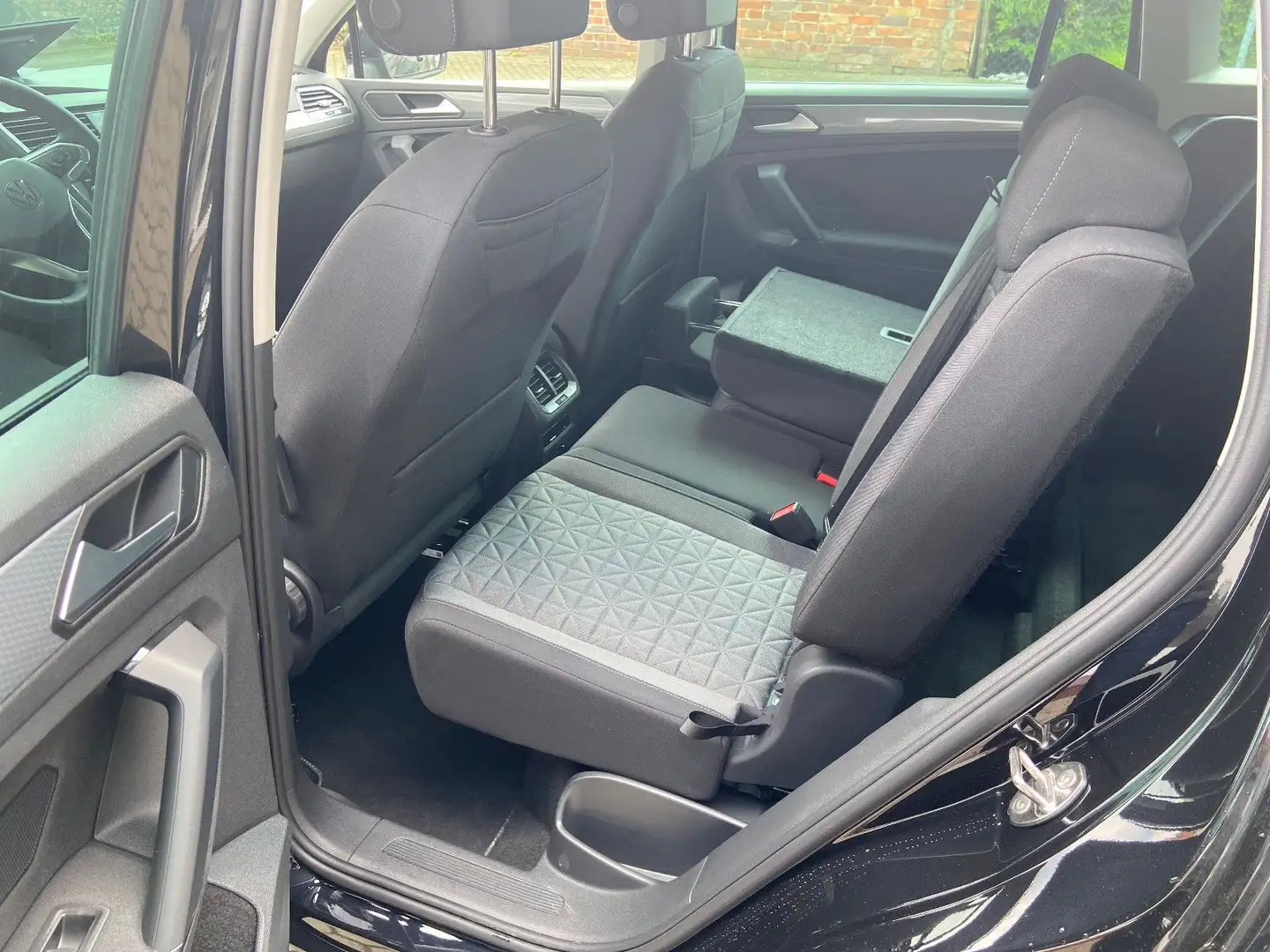 Volkswagen Tiguan Life Schwarz - 2