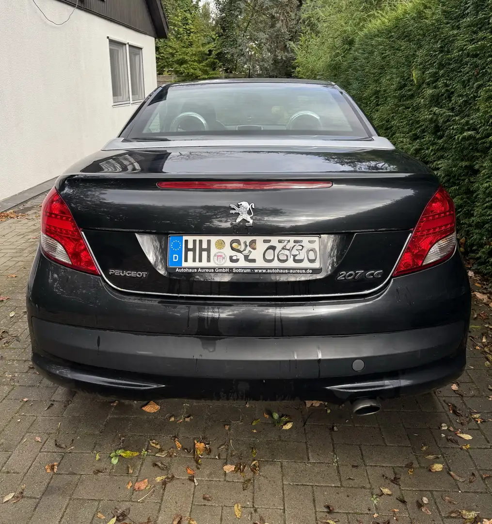 Peugeot 207 CC 120 VTi Filou Schwarz - 2