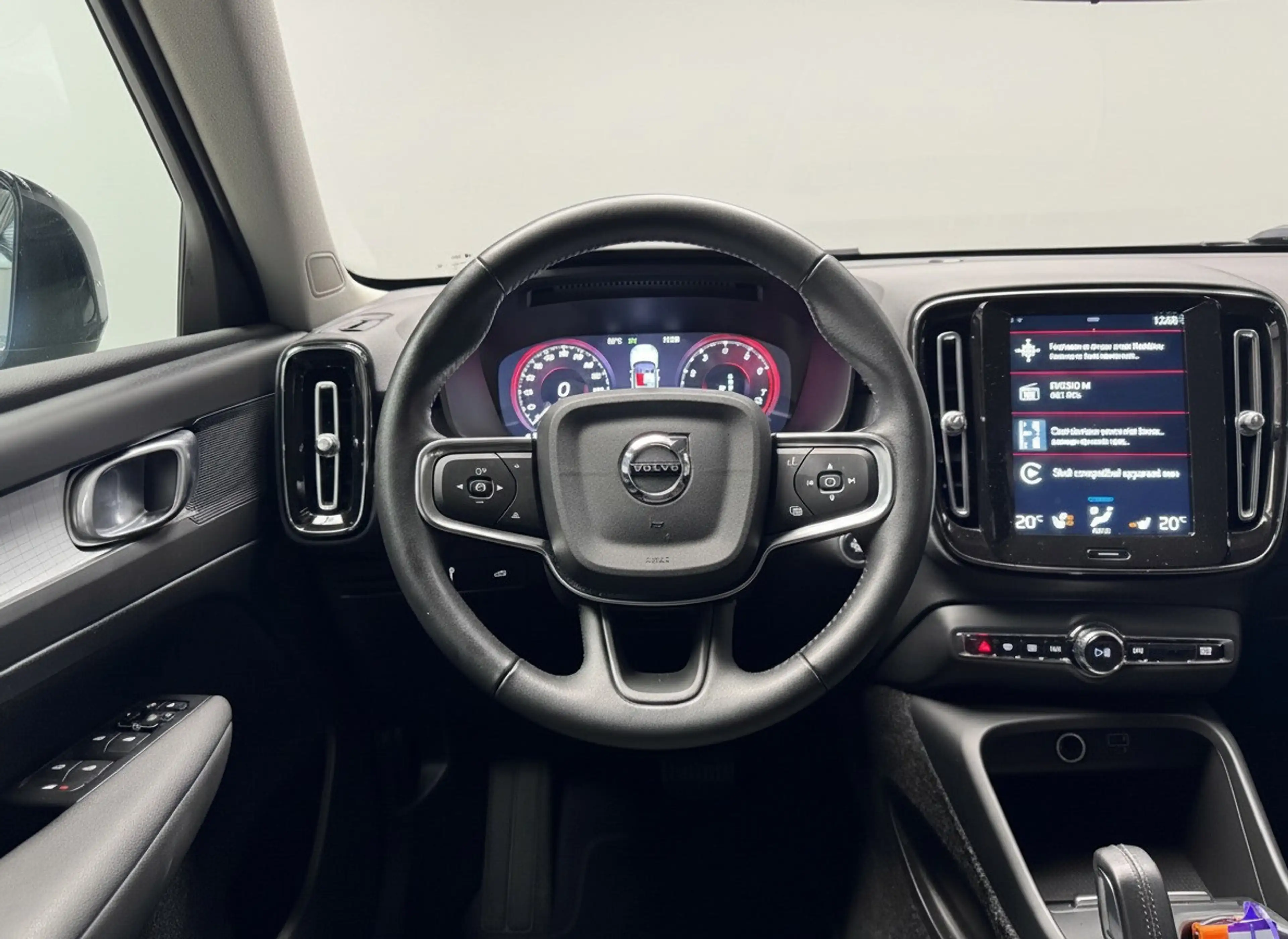 Volvo XC40 1.5 T3 Business Pro Keyless Camera Lane assist Ele — photo 14
