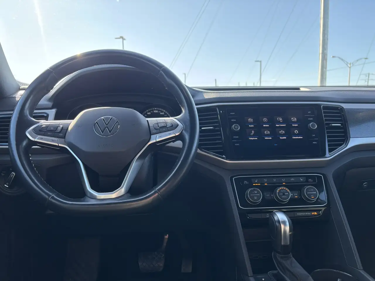 Volkswagen Atlas снимка Volkswagen Atlas
