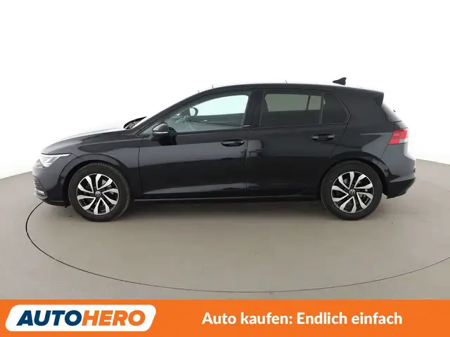 Volkswagen Golf view 3