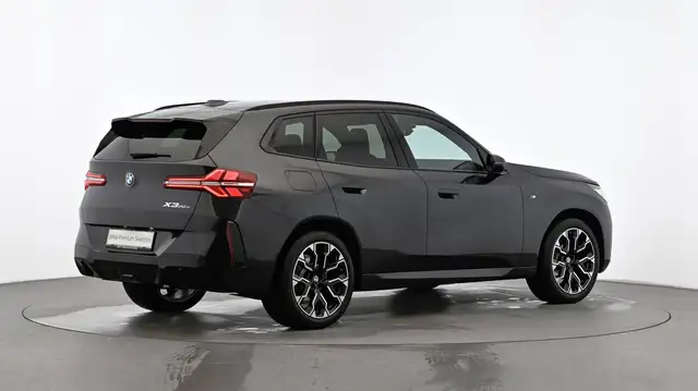 BMW X3 view 6