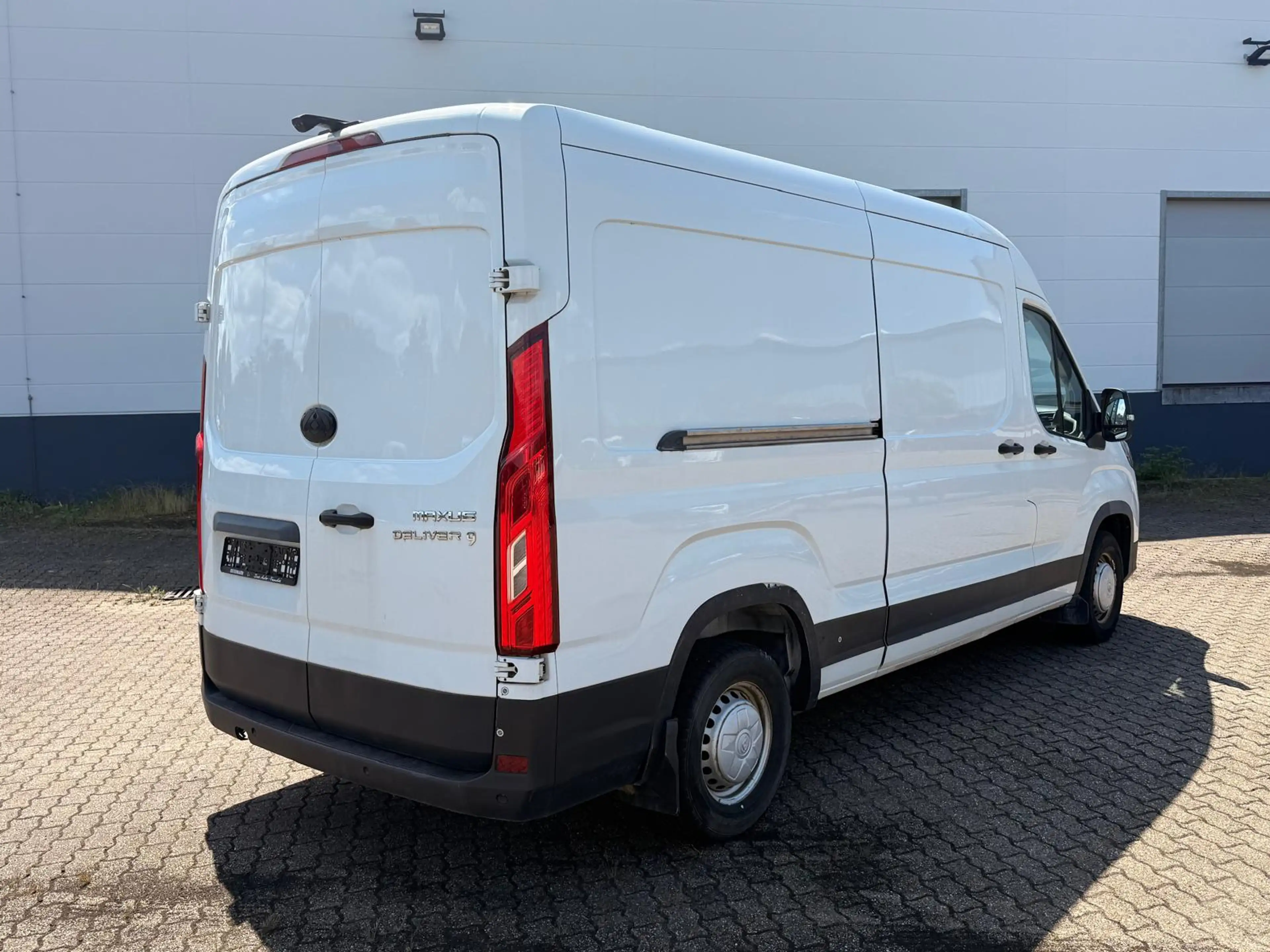 Maxus Deliver 9 Deliver 9 2.0 Fahrgestell L3 BASE — photo 5
