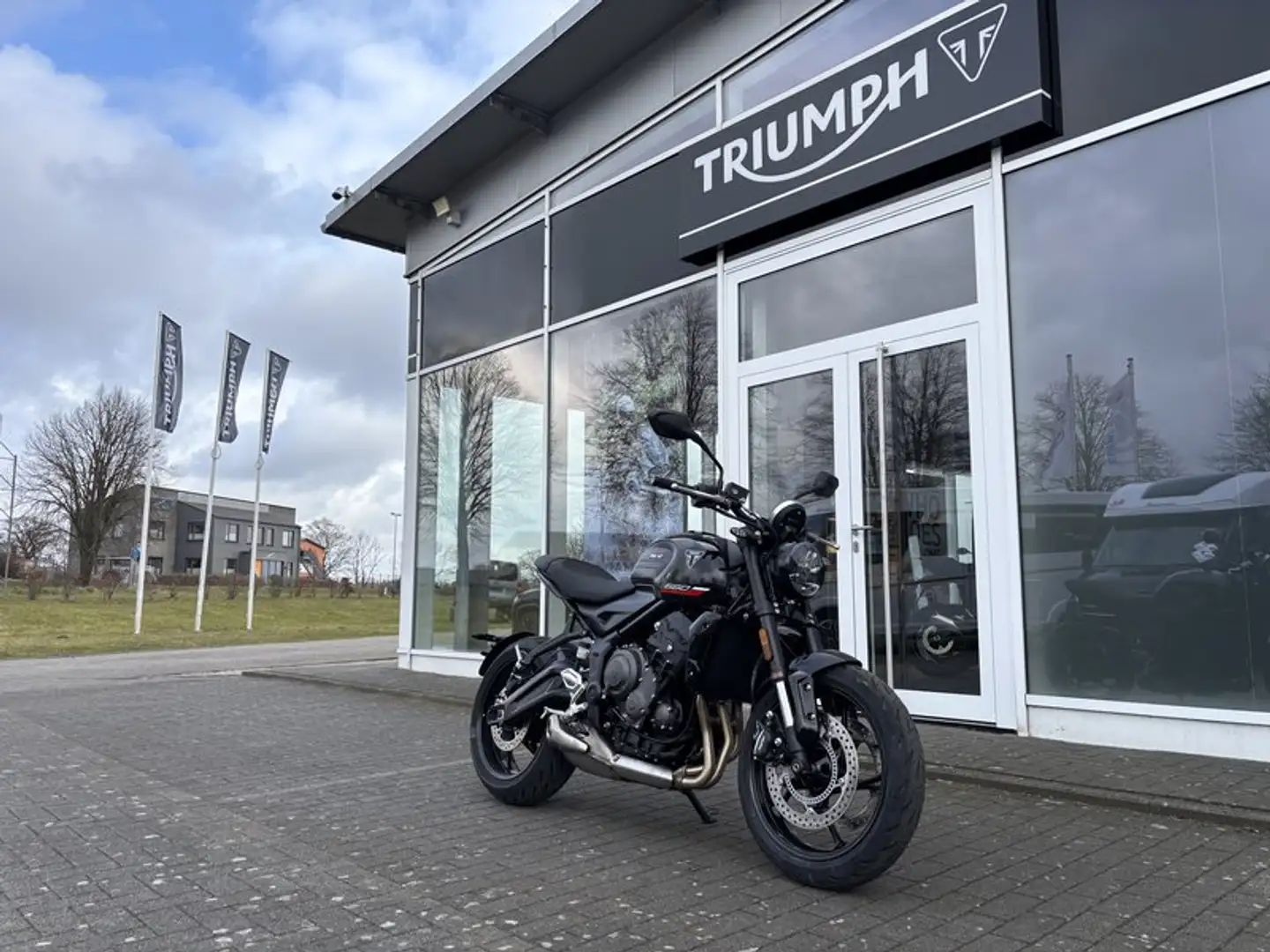 Triumph Trident 660 A2-Kompatibel+Tempomat+Shift-Assist Negru - 1