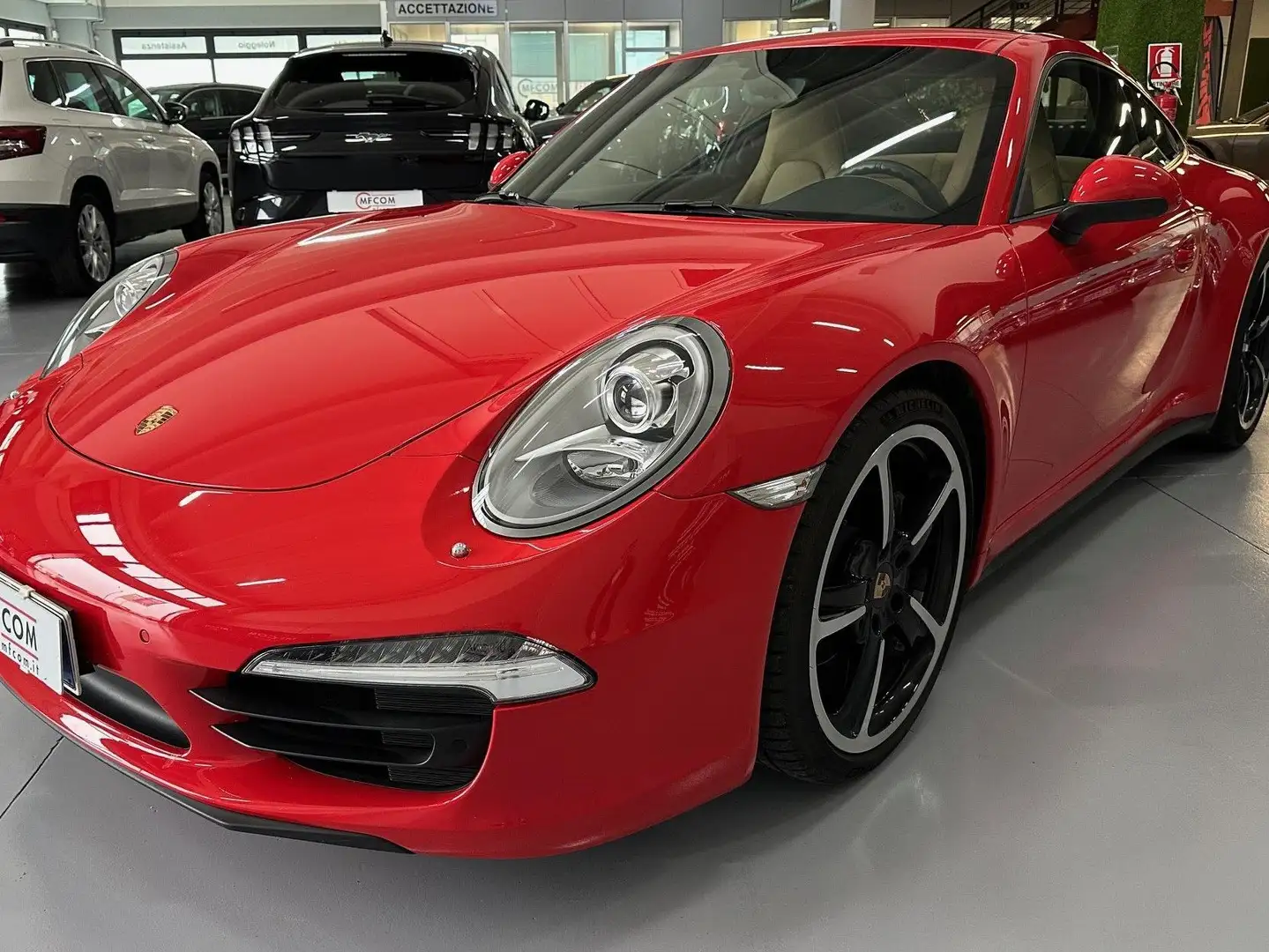 Porsche 911 991 Coupe 3.4 Carrera 4 E6 Rosso - 1