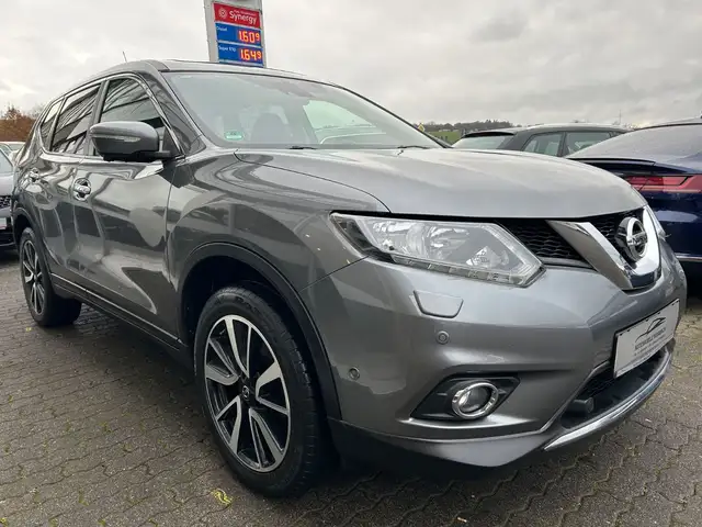 Nissan X-Trail Acenta 1.6*PANO*360°*NAVI*LED*7SITZE*AHK