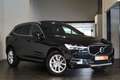 Volvo XC60 T8 Twin Engine AWD BTW Pano Navi LijnA CruiseC 12M Zwart - thumbnail 3