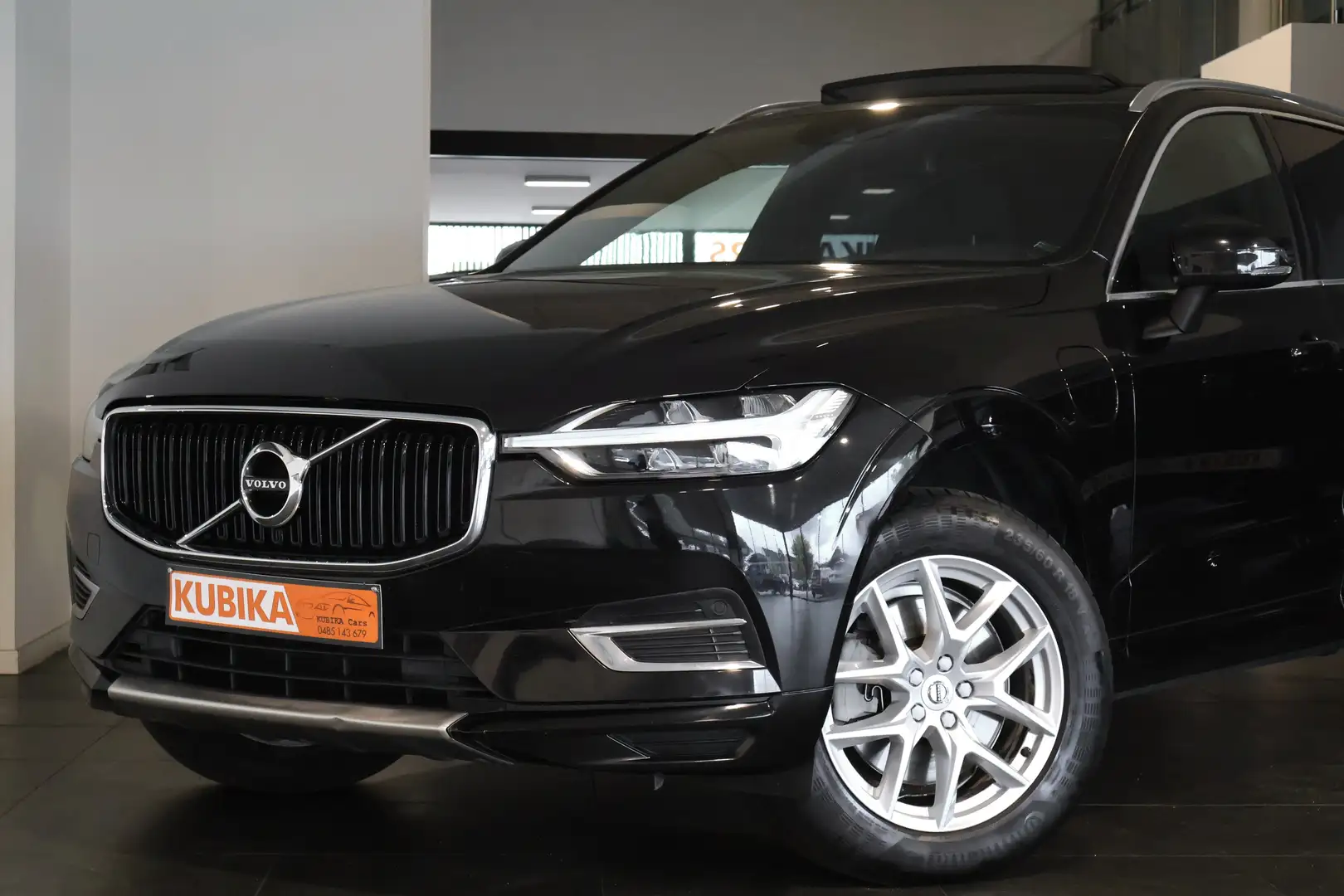Volvo XC60 T8 Twin Engine AWD BTW Pano Navi LijnA CruiseC 12M Zwart - 2