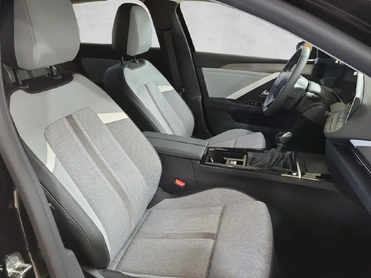 Opel Astra L Lim. Elegance 1.2 +AHZV+PDC+KAMERA+NAVI+ 10