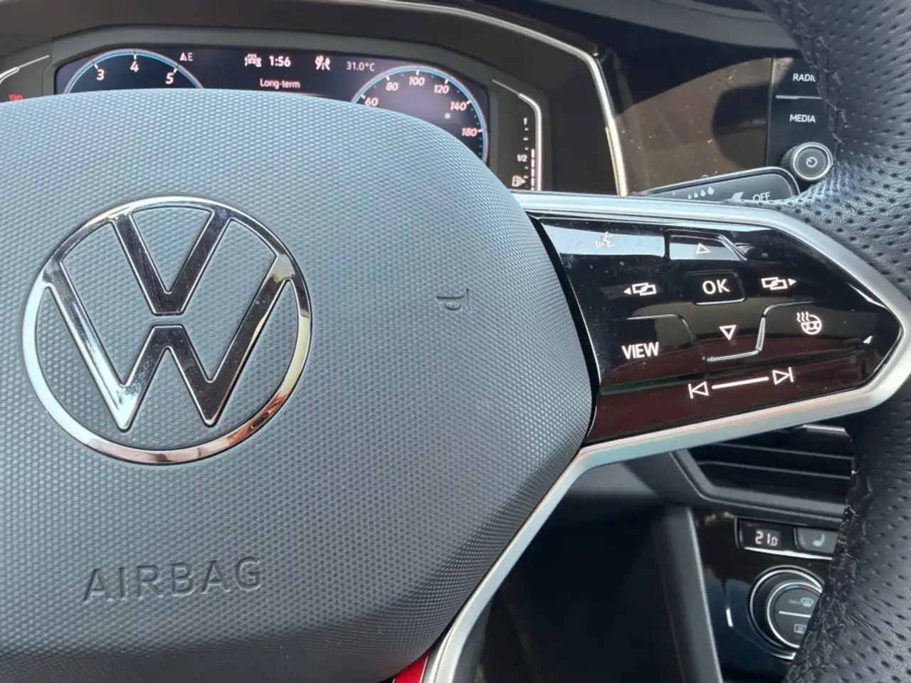 Volkswagen Jetta снимка Volkswagen Jetta