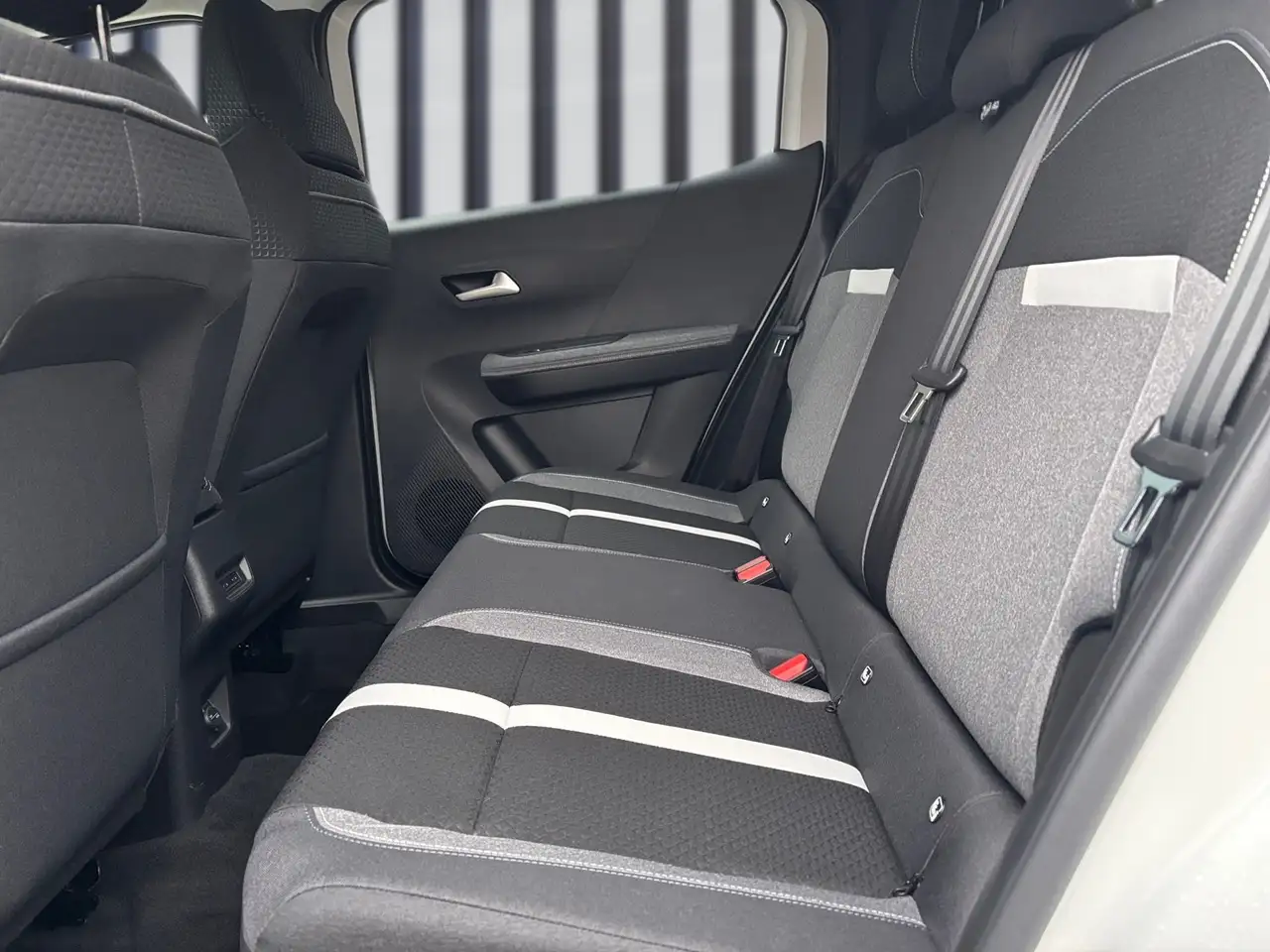 Opel Frontera 1.2 GS W LED+Navi+SHZ+Fernlichtass.+PDC 6