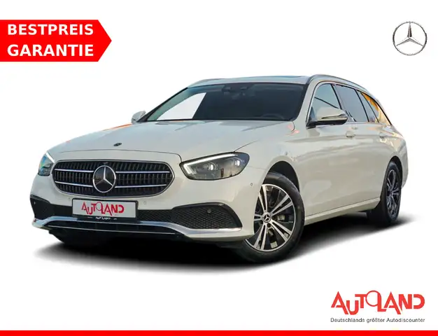 Mercedes-Benz E 200 E200 T Avantgarde 4Matic AHK Kamera LED ACC
