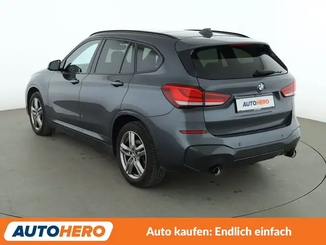 BMW X1 view 4