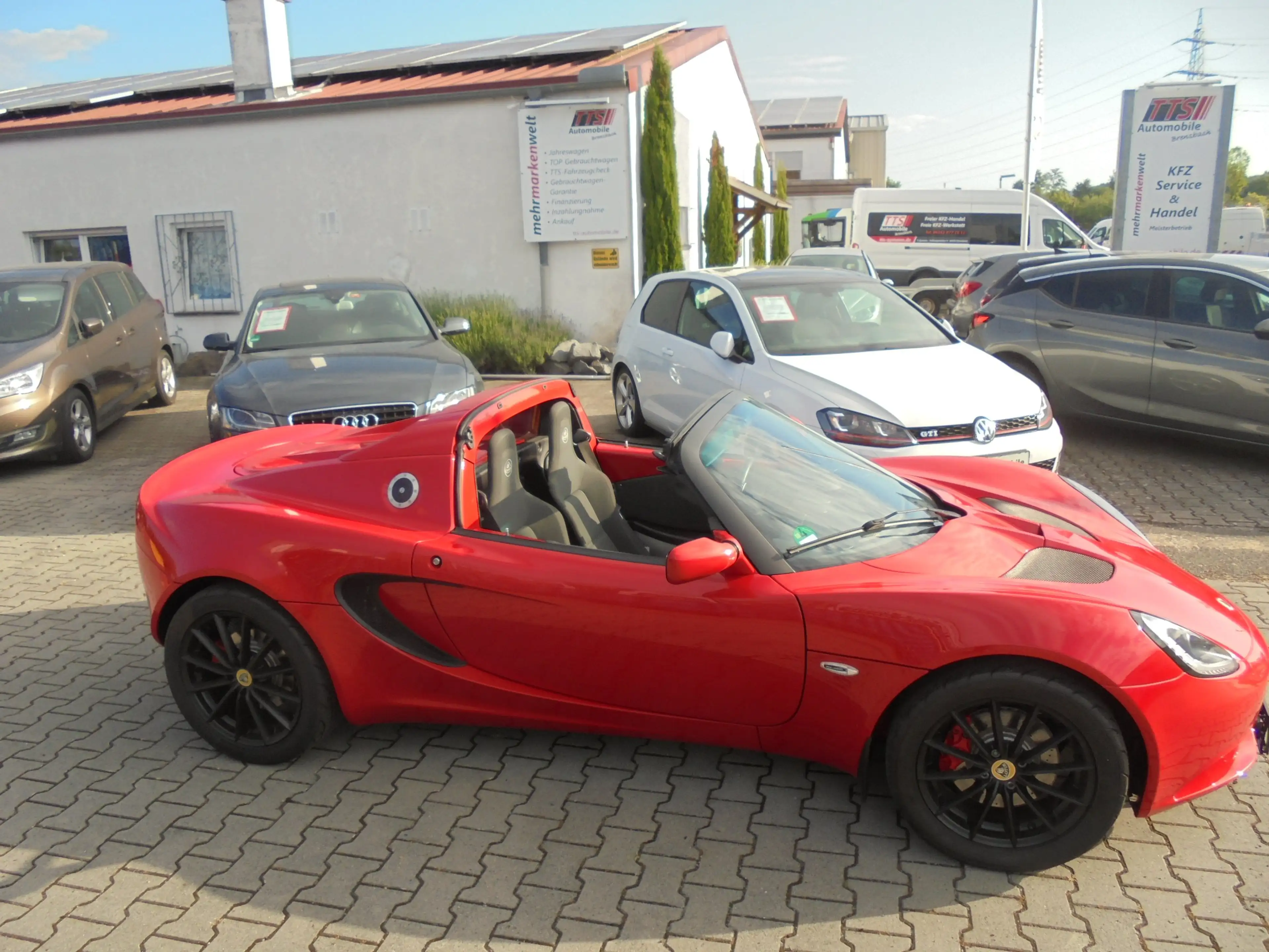 Lotus Elise — photo 8
