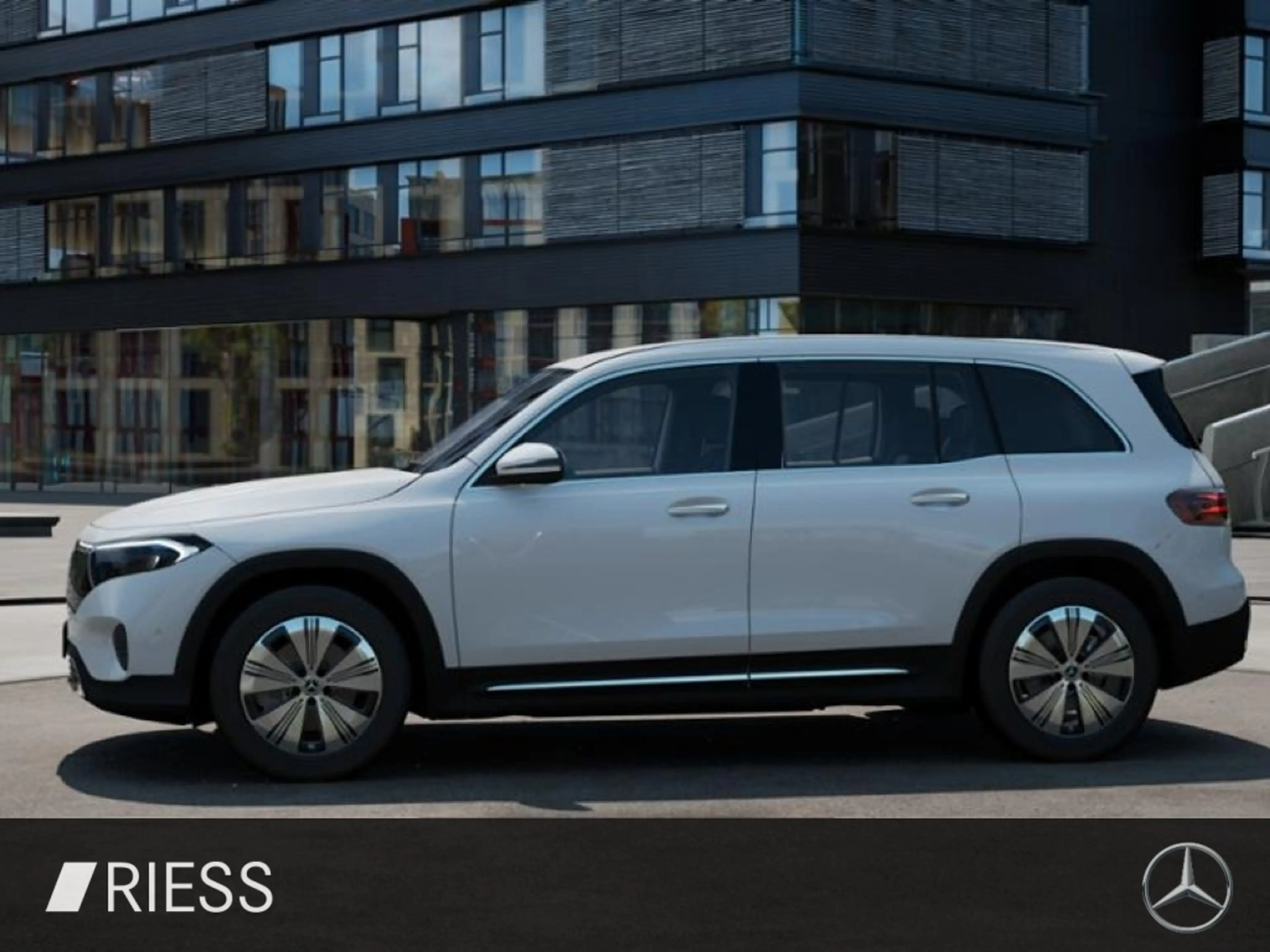 Mercedes-Benz EQB 250 + AUT Kam. KeyLess KlimaA LED LM Navi PDC — photo 8