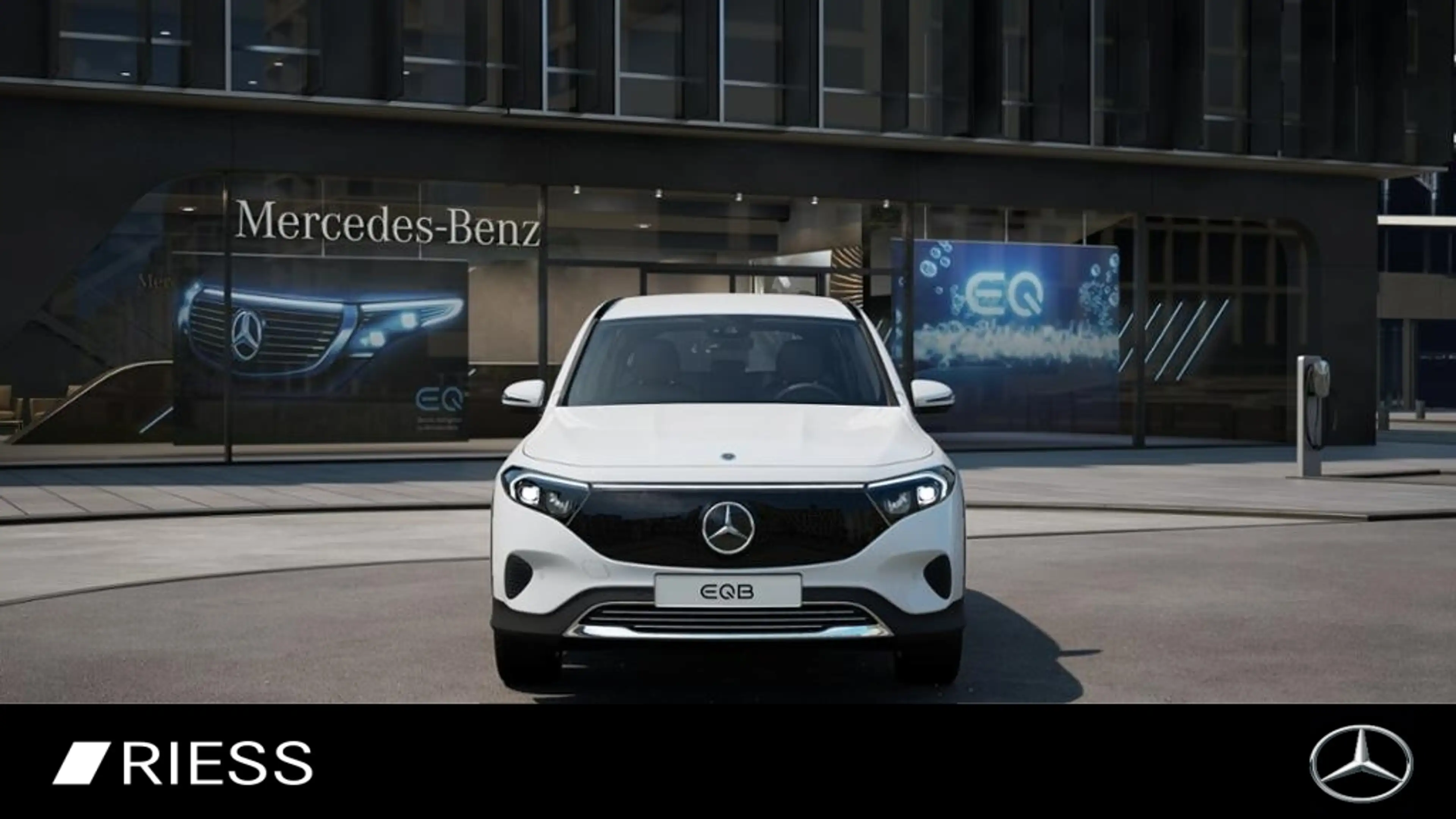 Mercedes-Benz EQB 250 + AUT Kam. KeyLess KlimaA LED LM Navi PDC