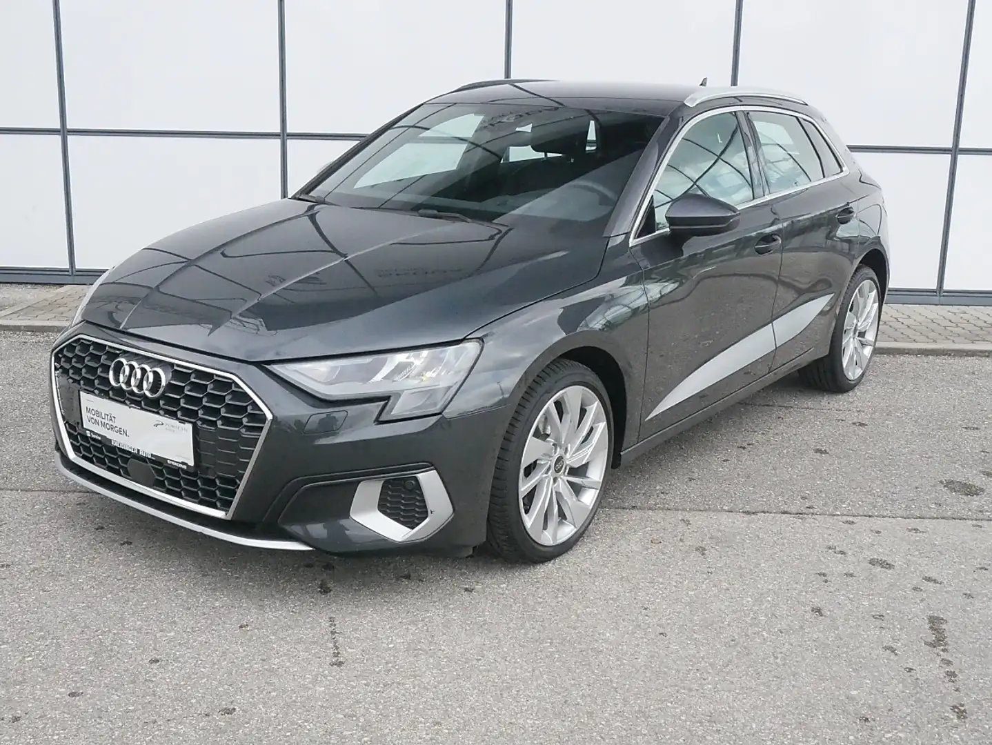 Audi A3 SB 30 TFSI advanced S-tronic, Rückfahrkamera, H... Grau - 2