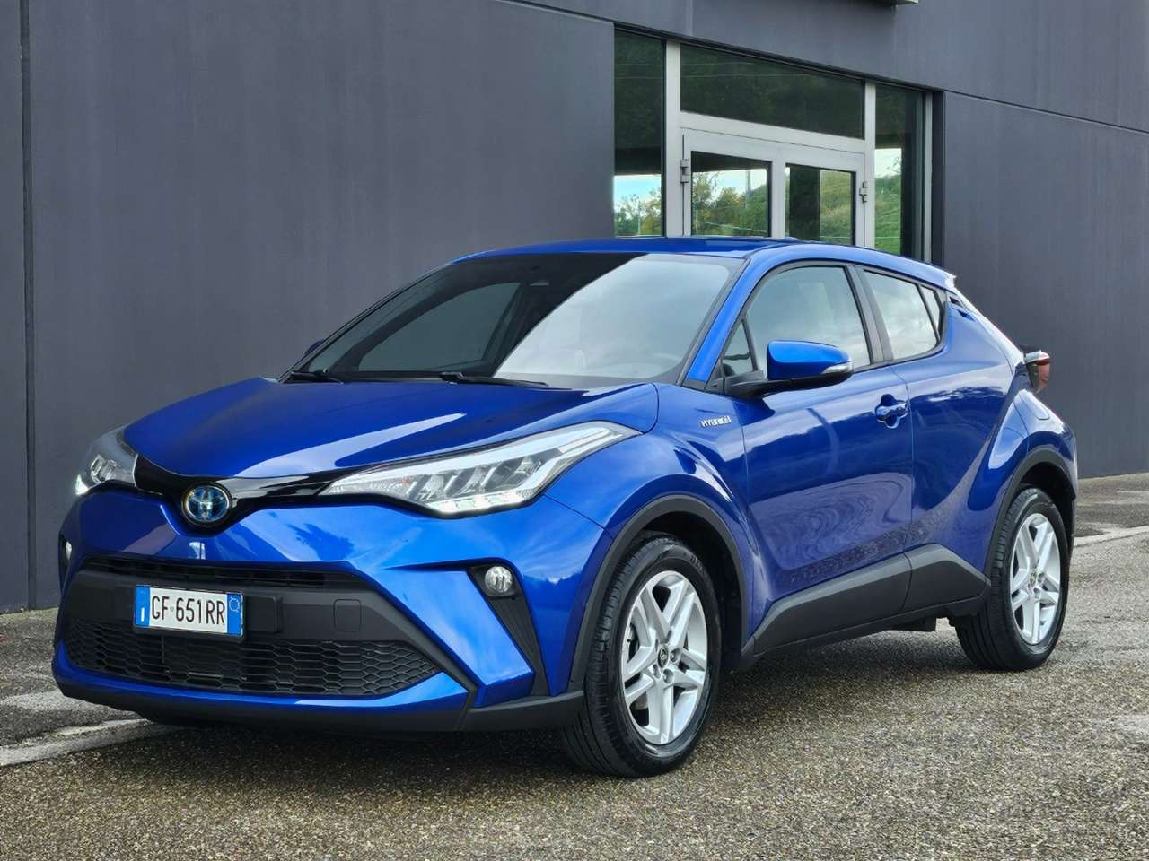 Toyota C-HR 1.8 Hybrid E-CVT Business 15.000 KM.