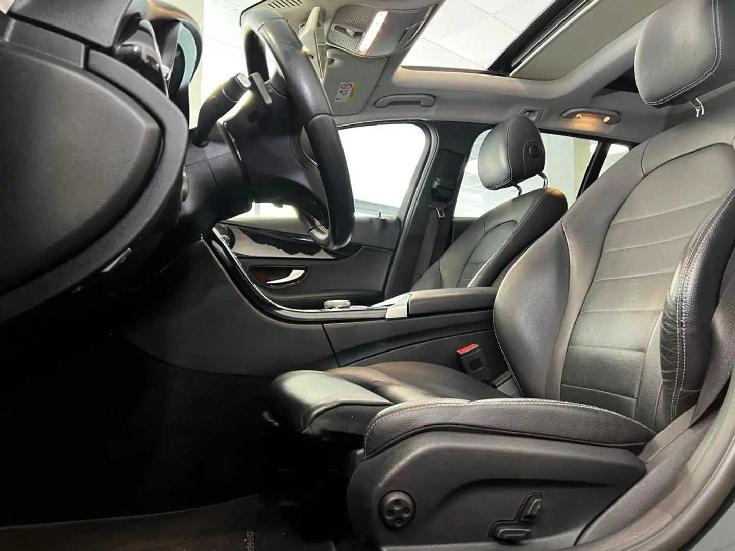 Mercedes-Benz C 220 d S.W. 4Matic Auto Executive Groen - 2