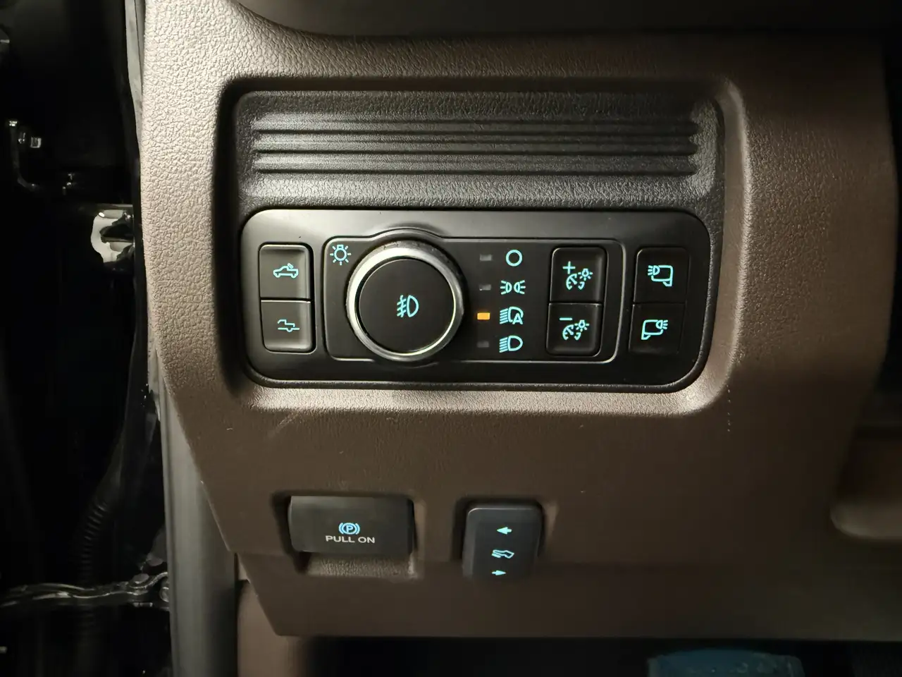 Ford F 350 снимка Ford F 350