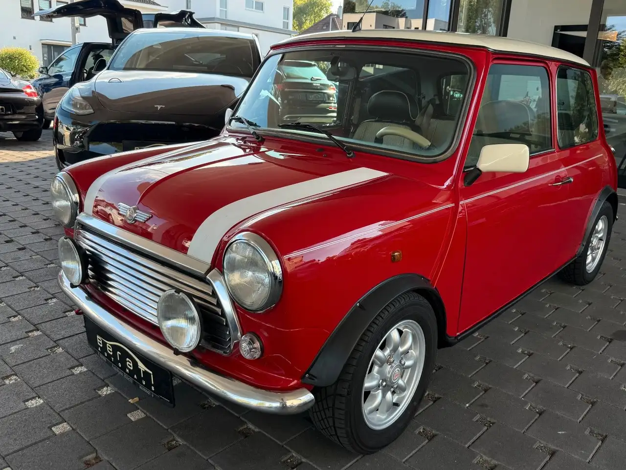 MINI Cooper 1.3 Multi point Injektion, foto 3