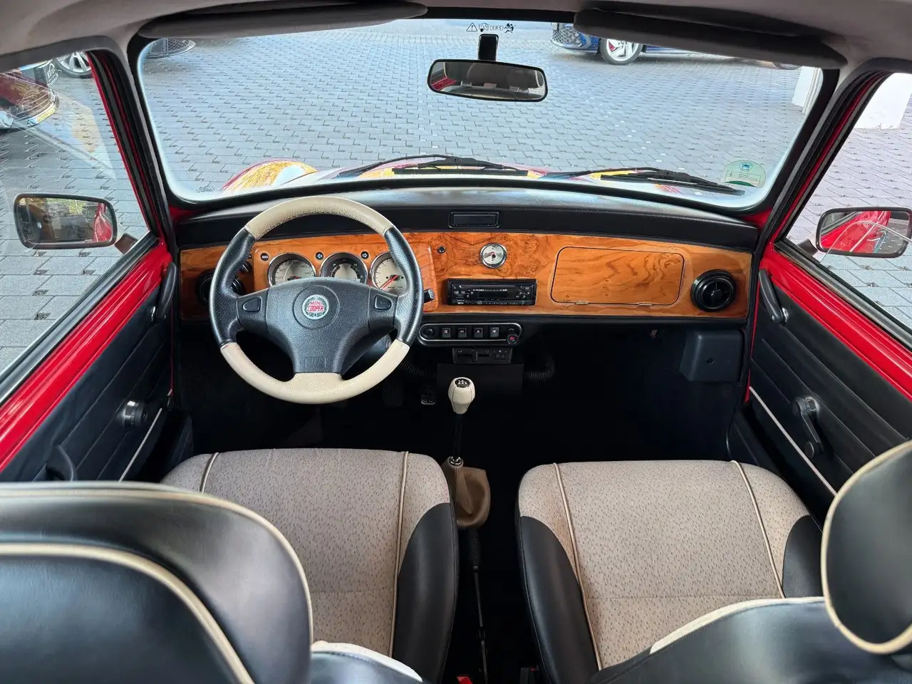 MINI Cooper 1.3 Multi point Injektion, foto 12