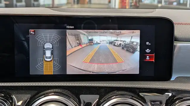 Mercedes-Benz CLA view 14