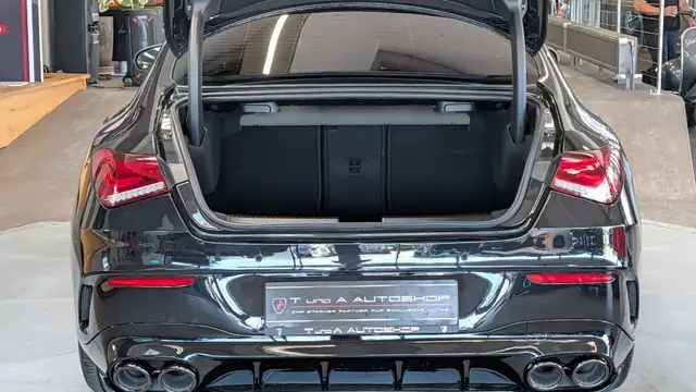 Mercedes-Benz CLA view 9