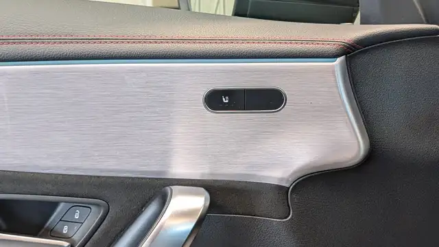 Mercedes-Benz CLA view 17