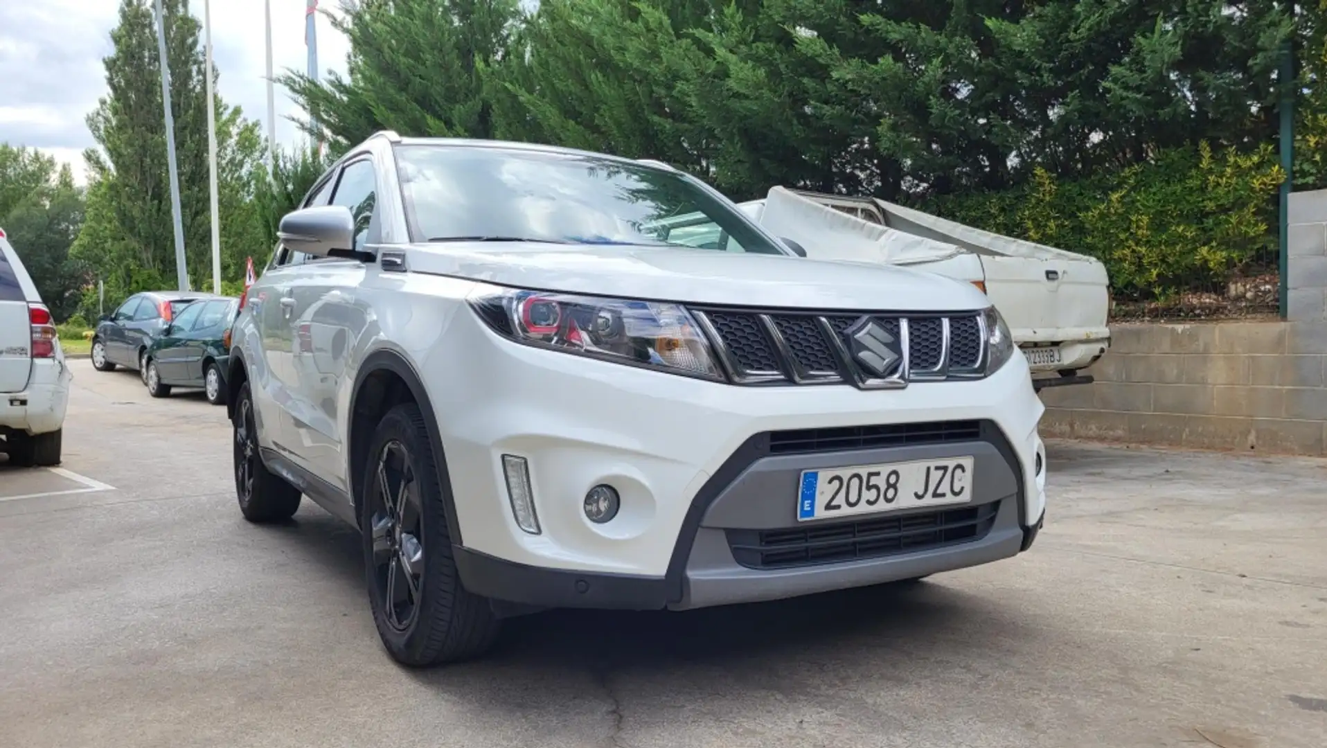 Suzuki Vitara 1.4 Turbo S 4WD Weiß - 2